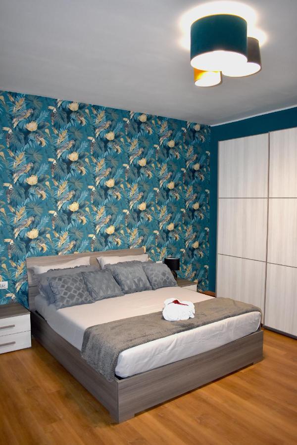 Casa Vacanze Oikia - Room Orchidea Наполи Екстериор снимка